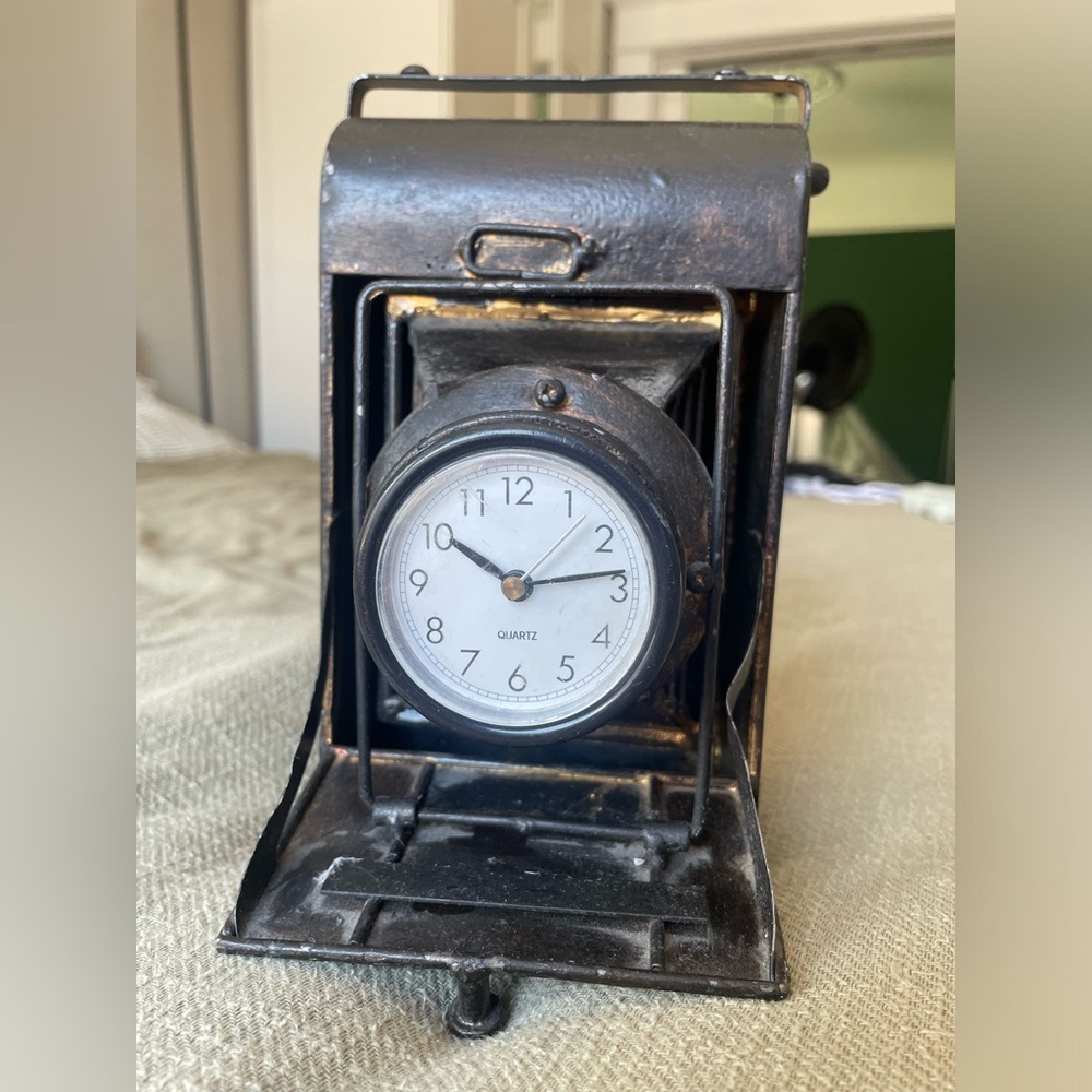 Antique Camera Clock
